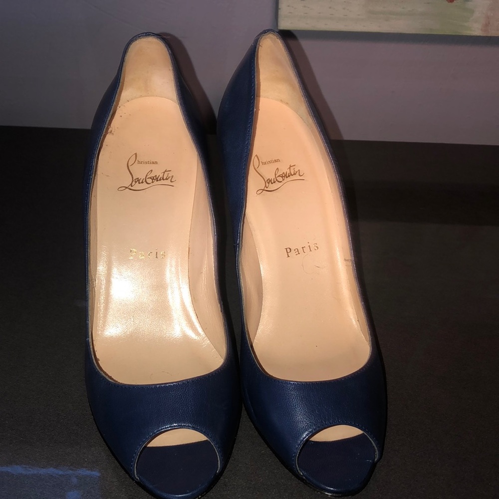 Leather Pump - image 1